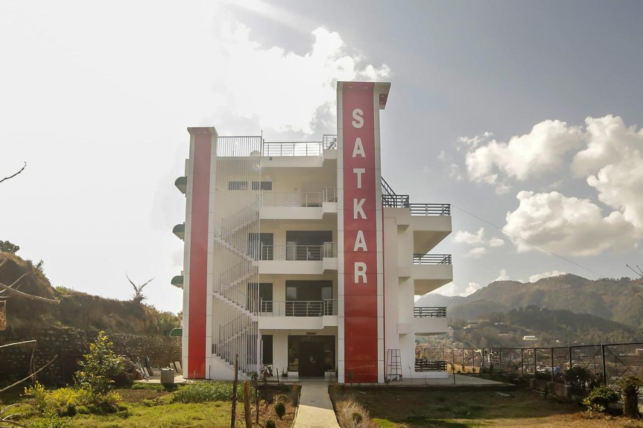 Oyo 30488 Satkar Hotel Pithorāgarh Екстериор снимка